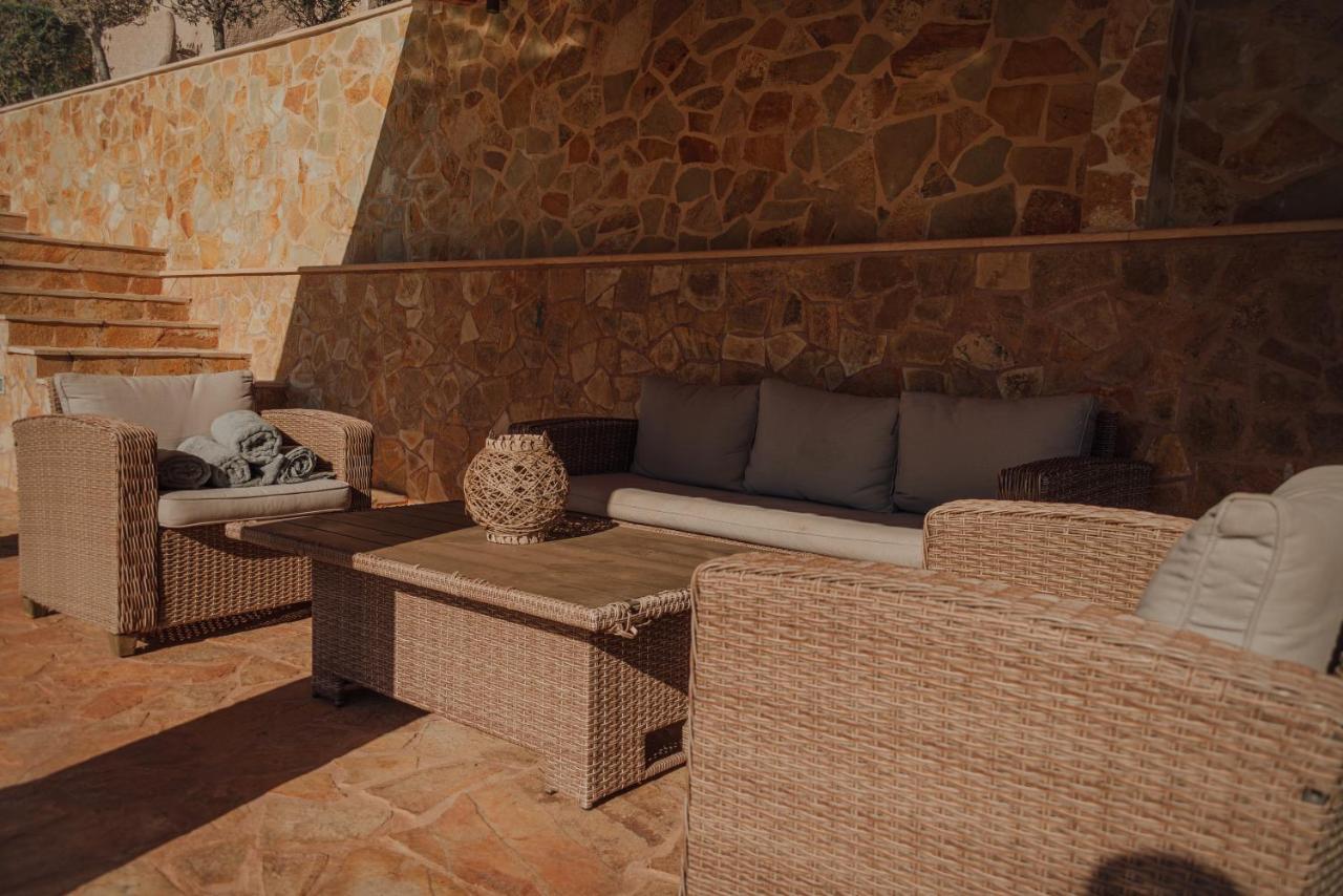 Pool And Sea View Apartments Agia Marina  Экстерьер фото